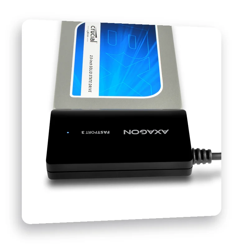 свързан 2.5 инчов SSD