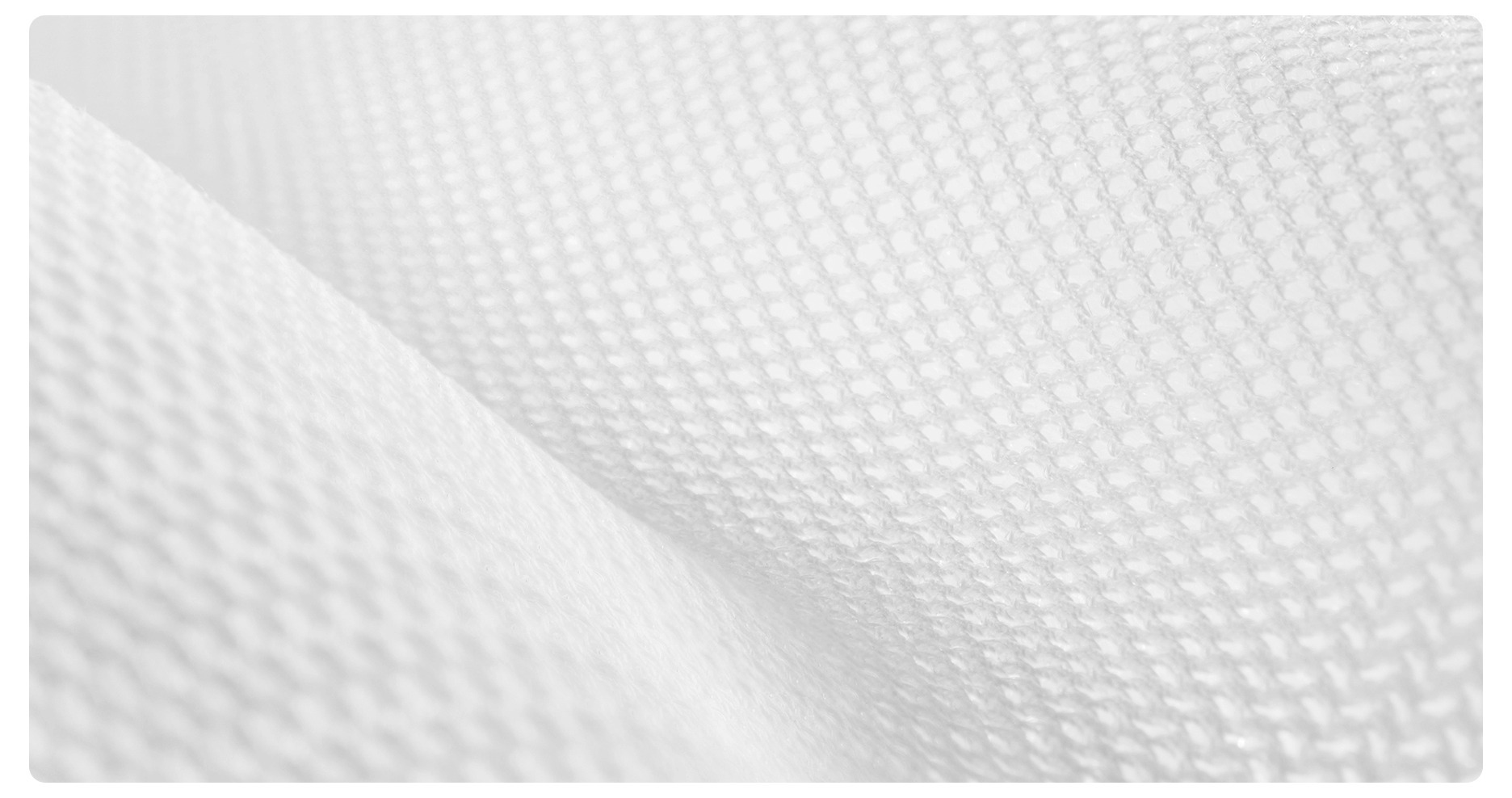 Близък план на 3D мрежестата структура на филтъра Mijia Smart Evaporative Humidifier Pro Filter