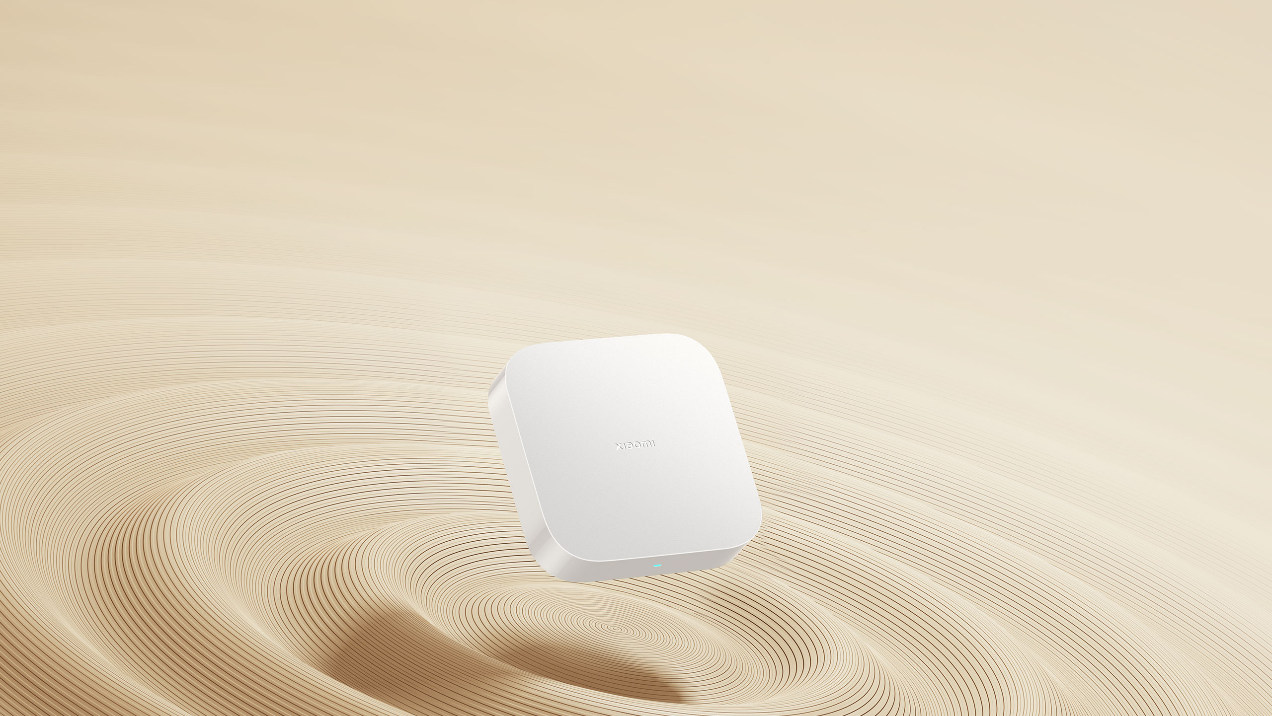 Хъб за смарт дом Xiaomi Smart Home Hub 2 в бяло на бежов фон