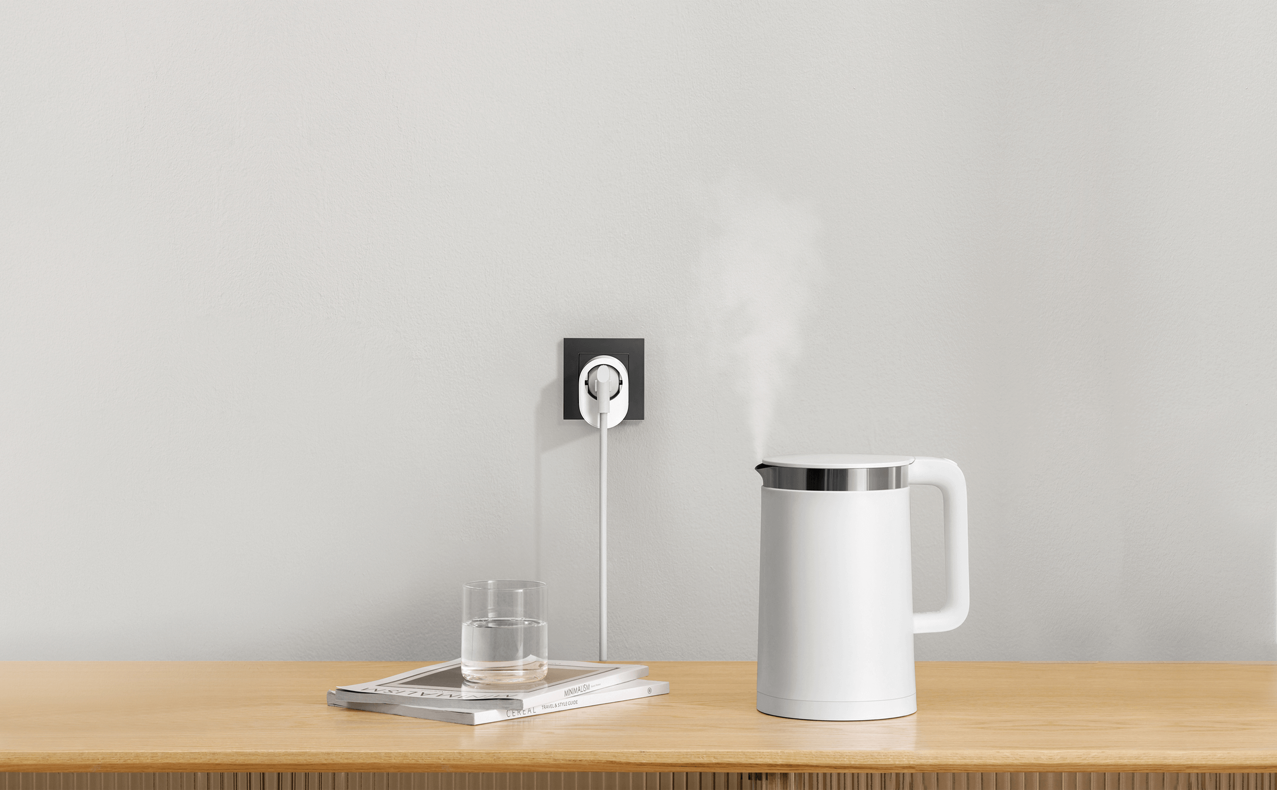 Електрическа кана, включена в Xiaomi Smart Plug 2 (Wi-Fi) на стенен контакт