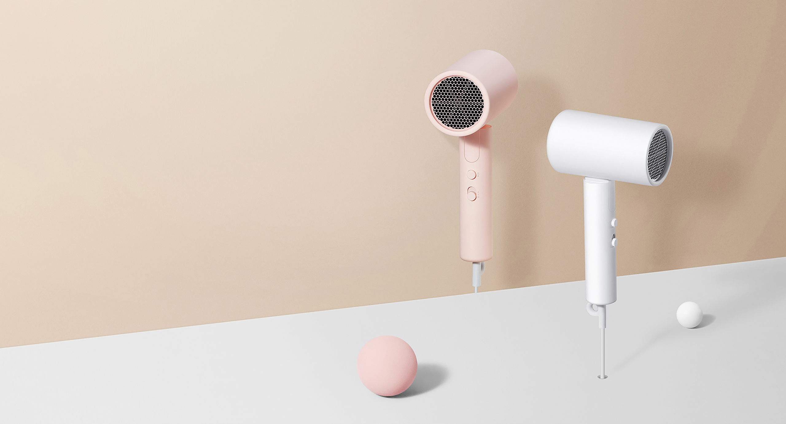 Сешоар Xiaomi Compact Hair Dryer H101 в цветове Pink и White