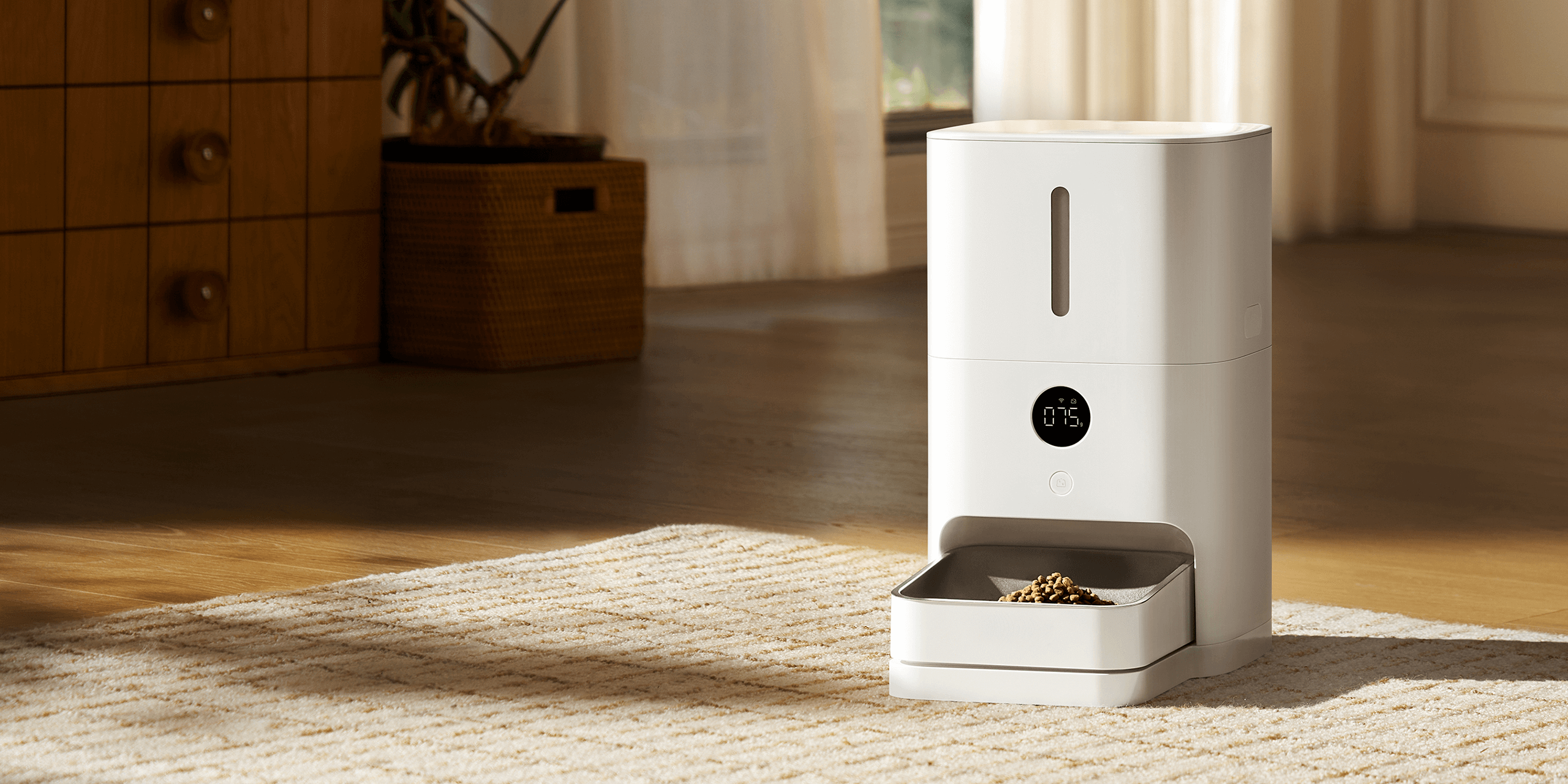 Автоматична хранилка Xiaomi Smart Pet Food Feeder 2 в бял цвят