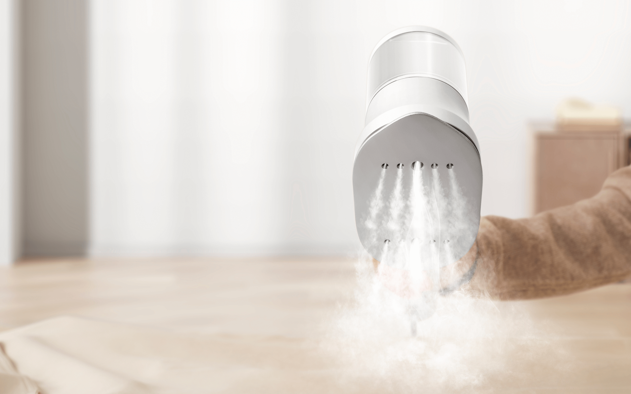 Глава на Xiaomi Handheld Steam Iron с 10 отвора, освобождаваща пара