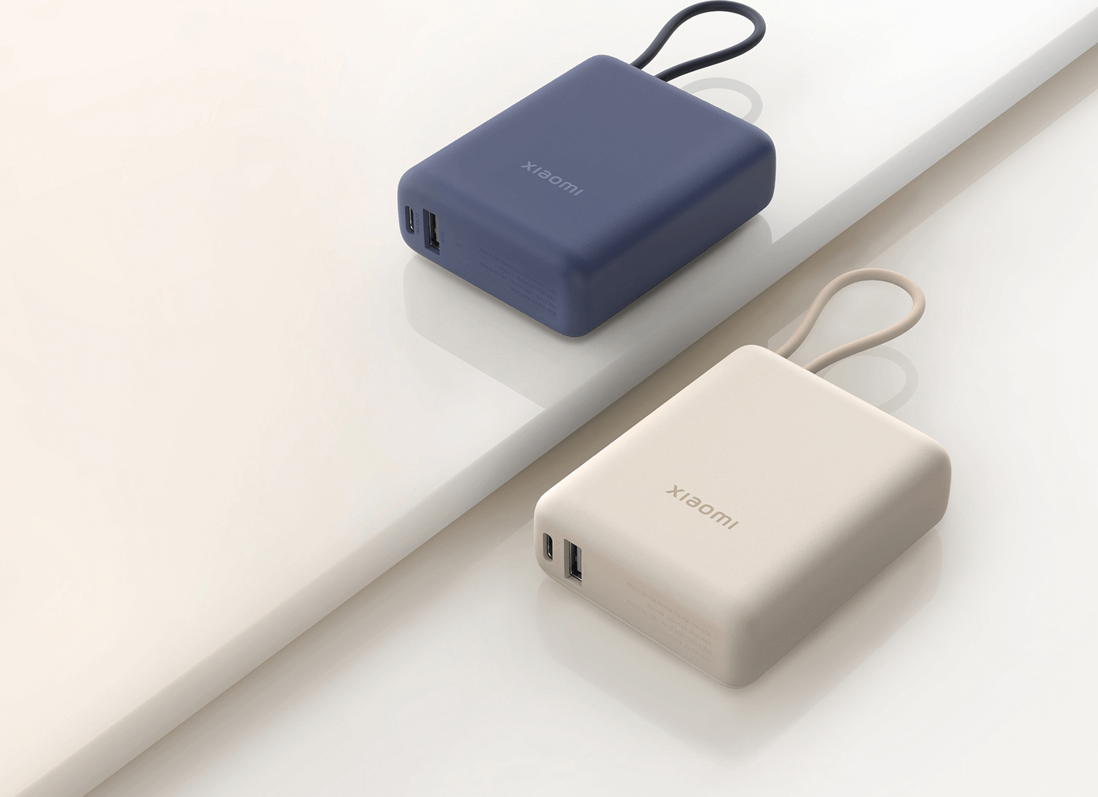 Външна батерия Xiaomi 33W Power Bank 10000mAh (Integrated Cable) в цветове Tan и Ice Blue