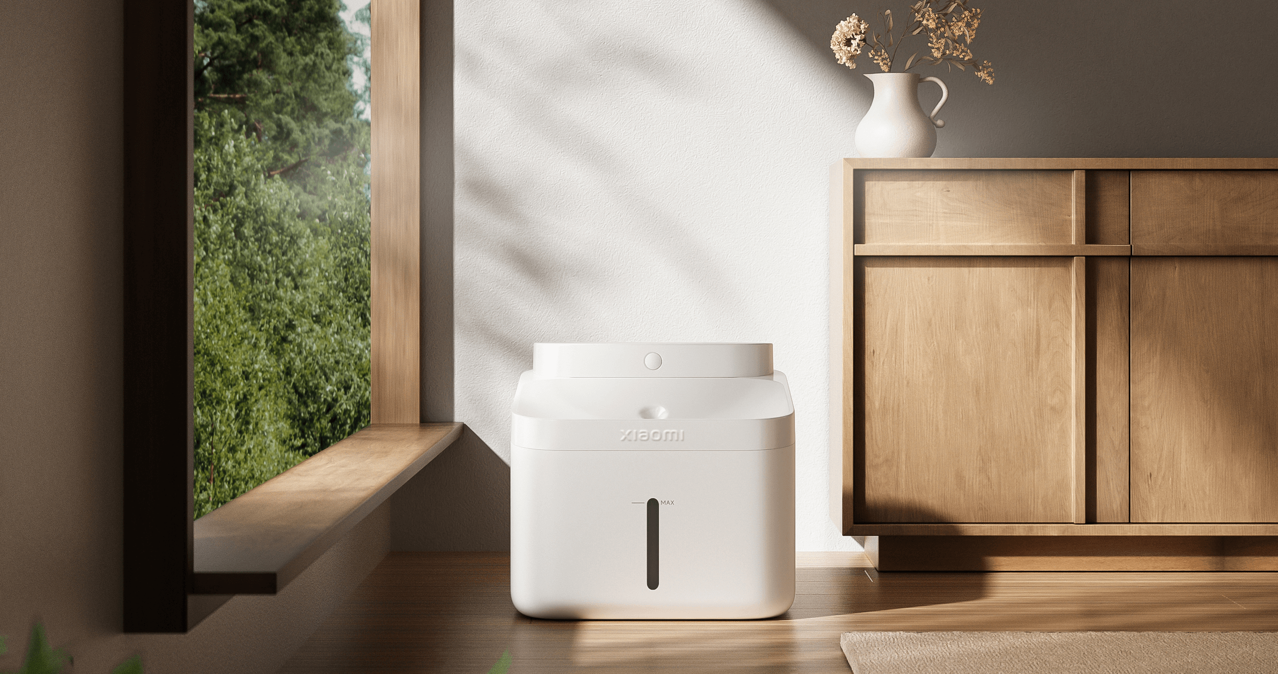 Xiaomi Smart Pet Fountain 2 – безжичен фонтан за домашни любимци, поставен до прозорец в дневна