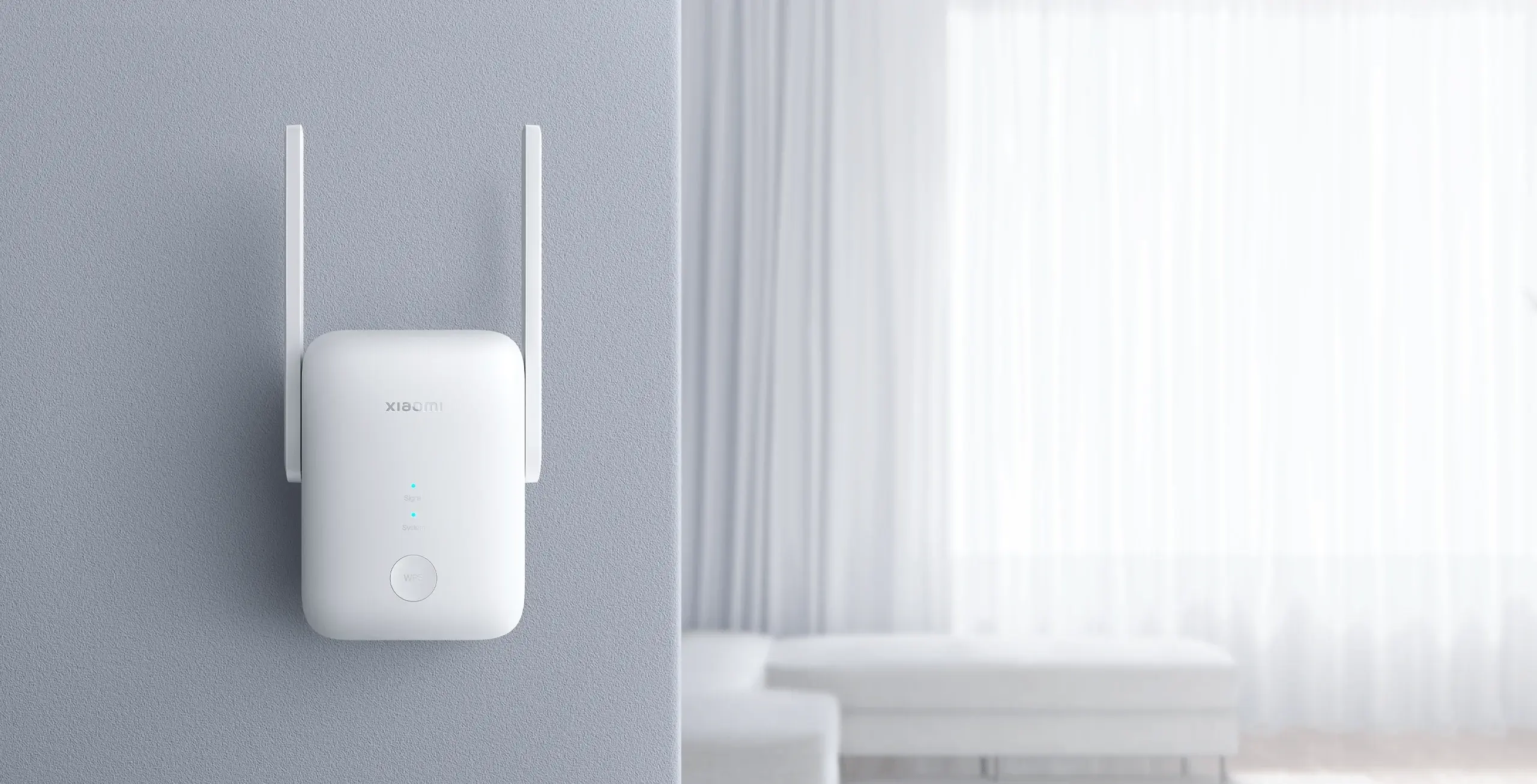 Xiaomi Wi-Fi Range Extender AX1500 в контакт на стена в дневна